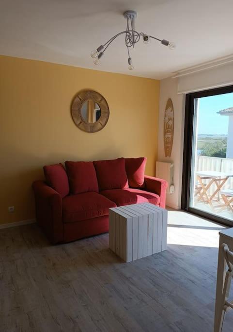 Grand Studio Avec Balcon En Bord De Mer 帕拉瓦莱弗洛 外观 照片